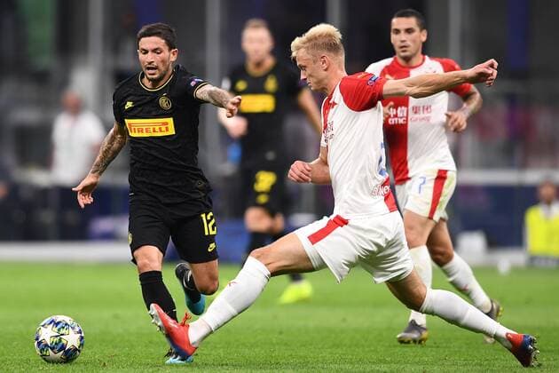 Matteo Politano of Fc Internazionale, Jaroslav Zeleny of Slavia Praha Milano 17-9-2019 Stadio Giuseppe Meazza Football Champions League 2019 2020 FC Internazionale - Slavia Praha Photo Image Insidefoto antoniettaxbaldassarre
