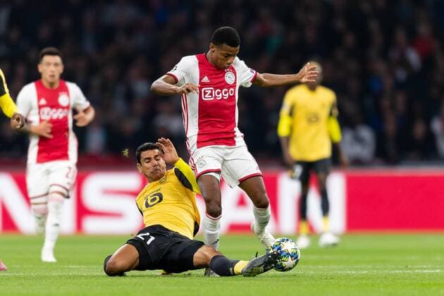 Amsterdam, Netherlands, 17 09 2019, UEFA Champions League 2019 20 Season, Group H, Ajax Amsterdam OSC Lille, Benjamin Andre Lille and David Neres Ajax in the duel, battle for the ball Amsterdam Johan Cruyff Arena Netherlands eu images 01061011513 eu-images-061