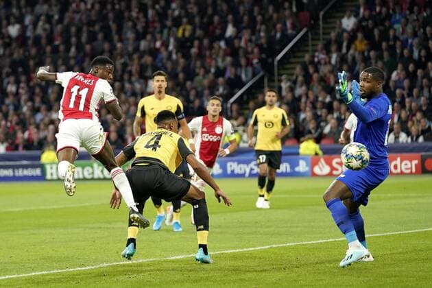 Quincy Promes (Ajax) scores 1-0 for Ajax during the UEFA Champions League 2019-20 Group H game between Ajax-Lille on the 17th of September 2019 in Amsterdam, Netherlands. Noxthirdxpartyxsales,xHOLLANDxOUT  (112317460)