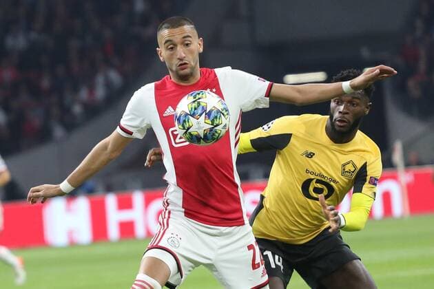 September 17, 2019: AMSTERDAM, NETHERLANDS - SEPTEMBER 17, 2019: Hakim Ziyech (Ajax) controls for the ball during the 1st match of the 2019 20 UEFA Champions League Final Group Round between AFC Ajax (Netherlands) and Lille OSC (France) at Johan Cruijff ArenA. Sports News - September 17, 2019 - ZUMAm251 20190917_zsp_m251_240 Copyright: xFedericoxGuerraxMaranesix