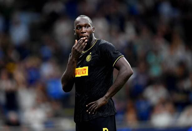 (190918) -- MILAN, Sept. 18, 2019 -- Romelu Lukaku of Inter Milan reacts during the Group F match against Slavia Praha at the 2019-2020 UEFA Champions League in Milan, Italy, Sept. 17, 2019. ) (SP)ITALY-MILAN-SOCCER-UEFA CHAMPIONS LEAGUE-INTER MILAN VS SLAVIA PRAGUE DanielexMascolo 