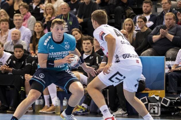 SG Flensburg Handewitt vs. Elverum Handball, Handball, EHF Champions League Group Phase, 18 09 19 Goran Soegard Johannsessen SG Flensburg Handewitt, 23 against Thomas Alfred Solstad Elverum Handball, 44 Copyright: xBEAUTIFULxSPORTS MarioxM.xKobergx
