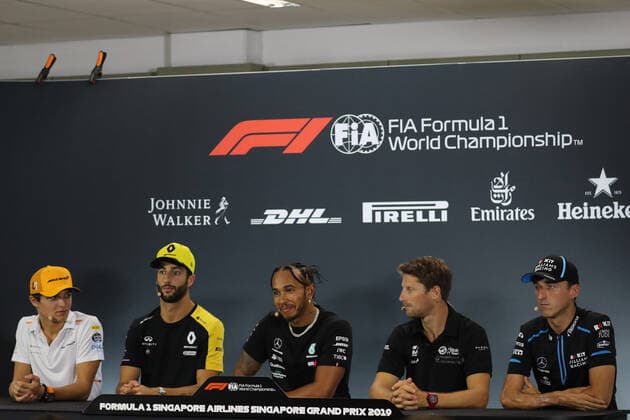 Photo4 LaPresse 19 09 2019 Singapore, Singapore Grand Prix Formula One Singapore 2019 In the pic: Lando Norris (GBR) Mclaren F1 Team MCL34, Daniel Ricciardo (AUS) Renault Sport F1 Team RS19, Lewis Hamilton (GBR) Mercedes AMG F1 W10 , Romain Grosjean (FRA) Haas F1 Team VF-18 , Robert Kubica (POL) Williams Racing FW42  Copyright: xPhoto4 LaPressex