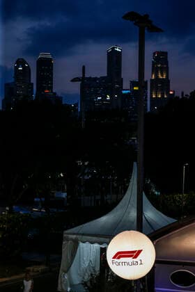 Motorsports: FIA Formula One World Championship, WM, Weltmeisterschaft 2019, Grand Prix of Singapore, F1 Paddock at night Singapore Singapore