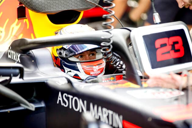 Motorsports: FIA Formula One World Championship, WM, Weltmeisterschaft 2019, Grand Prix of Singapore, 23 Alexander Albon (THA, Aston Martin Red Bull Racing), Singapore Singapore