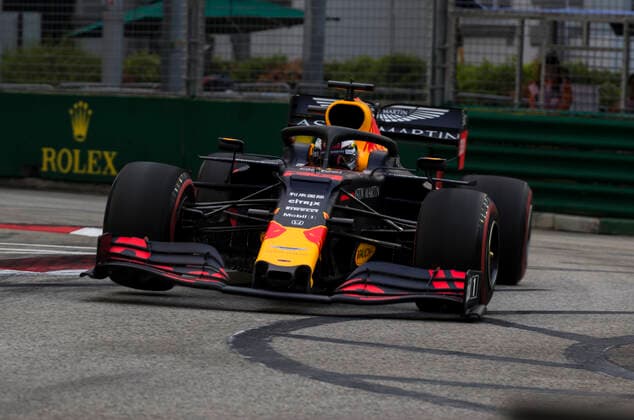 20th September 2019; The Marina Bay Circuit, Marina Bay, Singapore; Formula One, Practice Day; The number 33 Aston Martin Red Bull driver Max Verstappen during free practice 1  ActionPlus12169113 StephenxBlackberry