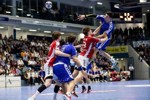 2 Handball Bundesliga VfL Gummersbach HSV Hamburg Jan Forstbauer 23, HSV Hamburg , Alexander Hermann 18, VfL Gummersbach , 2 Handball Bundesliga VfL Gummersbach HSV Hamburg Gummersbach, Schwalbe arena Copyright: xBEAUTIFULxSPORTS Wunderlx