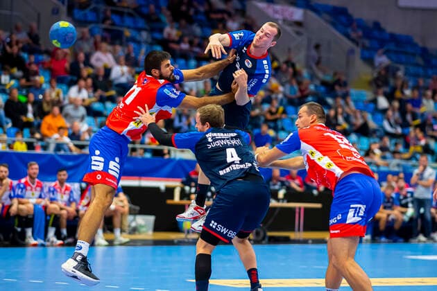 Bietigheim, Germany 25 August 2019 2 BL 19 20 SG BBM Bietigheim vs ThSV Eisenach vs li Marko Racic Eisenach , Jonas Link SG BBM Bietigheim , Patrick Rentschler SG BBM Bietigheim , Duje Miljak Eisenach Bietigheim Egetrans Arena Baden Württemberg Germany