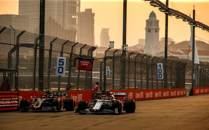 Motorsports: FIA Formula One World Championship, WM, Weltmeisterschaft 2019, Grand Prix of Singapore, 20 Kevin Magnussen (DEN, Rich Energy Haas F1 Team), 99 Antonio Giovinazzi (ITA, Alfa Romeo Racing), Singapore Singapore