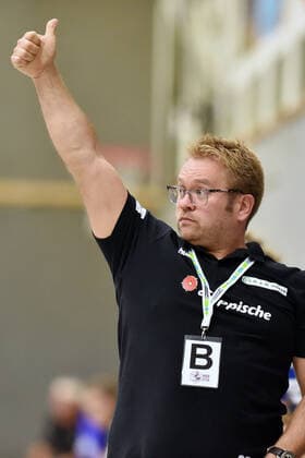Steffen Birkner Coach HSG Blomberg Lippe Thumbs up, GER, HSG Bad Wildungen Vipers HSG Blomberg Lippe, Handball, 1 Bundesliga Women, 21 09 2019, GER, HSG Bad Wildungen Vipers HSG Blomberg Lippe, Handball, 1 Liga Women, 21 09 2019 Bad Wildungen Copyright: xEIBNER RolandxSippelx EP_RSL