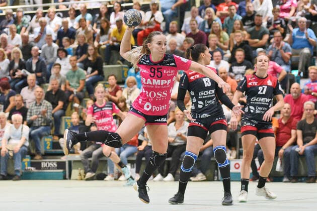 Dorina Korsos TusSies Metzingen 95 TusSies Metzingen, Handball, HBF, League game, 21 09 2019, Photo TBaur Eibner TusSies Metzingen vs HSG Bensheim Auerbach Metzingen Copyright: xToBaurx EibnerxPressefotox EP_TB
