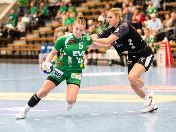 Annika Blanke Frisch Auf Frauen 05 gegen Sina Michels Kurpfalz Baeren 03 , Frisch Auf Frauen vs. Kurpfalz Baeren, Handball, Women, 1 Bundesliga, 21 09 2019 Frisch Auf Frauen vs. Kurpfalz Baeren, Handball, Women, 1 Bundesliga, 21 09 2019 Goeppingen Copyright: xEIBNER Michael_Schmidtx EP_MST