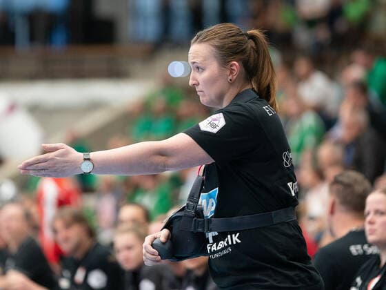Katrin Schneider Kurpfalz Baeren Chefcoach , Frisch Auf Frauen vs. Kurpfalz Baeren, Handball, Frauen, 1 Bundesliga, 21 09 2019 Frisch Auf Frauen vs. Kurpfalz Baeren, Handball, Frauen, 1 Bundesliga, 21 09 2019 Goeppingen Copyright: xEIBNER Michael_Schmidtx EP_MST