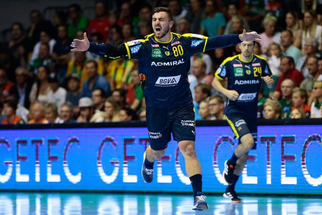22 09 2019, xtgx, Handball Liqui Moly HBL, SC Magdeburg Rhein Neckar Loewen emspor, v l Jannik Kohlbacher Rhein Neckar Loewen, 80 cheers, goal jubilation, cheers on goal, celebrate the goal, celebration GETEC Arena