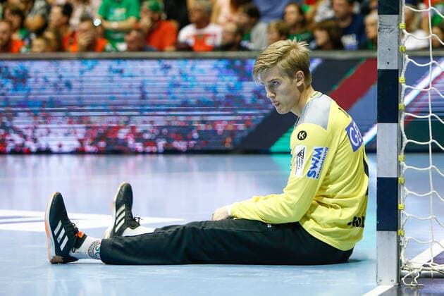 22 09 2019, xtgx, Handball Liqui Moly HBL, SC Magdeburg Rhein Neckar Loewen emspor, v l Tobias Thulin Magdeburg, 12 disappointed, looks disappointed, knocked down, disappointed GETEC Arena