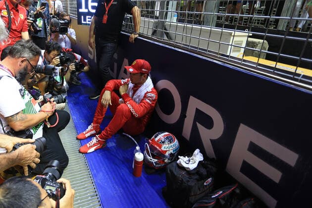 22nd September 2019; The Marina Bay Circuit, Marina Bay, Singapore; Formula One, Race Day; Scuderia Ferrari, Charles Leclerc gets some shade  ActionPlus12170534 Octane