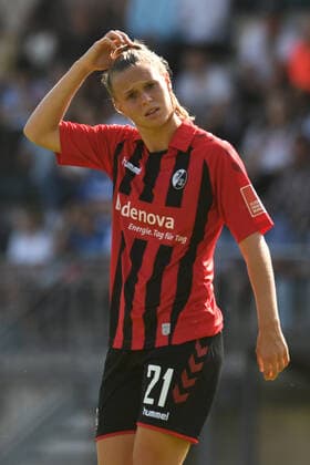 Klara Buehl SC Freiburg Women 22 09 2019, Football, Women Football Bundesliga, MSV Duisburg Women vs SC Freiburg Women DFL REGULATIONS PROHIBIT ANY USE OF PHOTOGRAPHS AS IMAGE SEQUENCES AND OR QUASI VIDEO 22 09 2019, Football, Women Football Bundesliga, MSV Duisburg Women vs SC Freiburg Women Duisburg Copyright: xEIBNER ThomasxThienelx EP_TTL