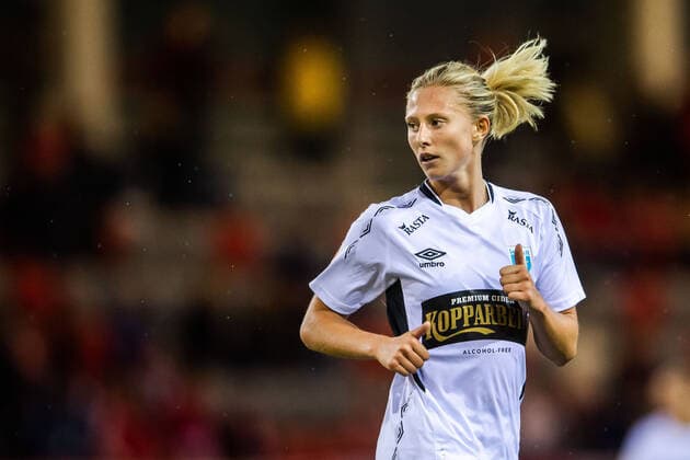 190925 Rebecka Blomqvist of Gothenburg during the second round of 32 Champions League match between Bayern Munich and Kopparbergs Gothenburg on September 25, 2019 in Munich Photo Mathias Bergeld BILDBYRAN Cop 200 bbeng football football soccer womens champions league womens champions league 2019 Kopparbergs Gothenburg Kopparbergs göteborg round of 32 sixteenth finals 1 16 semi-final bavaria munich bavaria münchen dam women,  Copyright: MATHIASxBERGELD BB190925MB030
