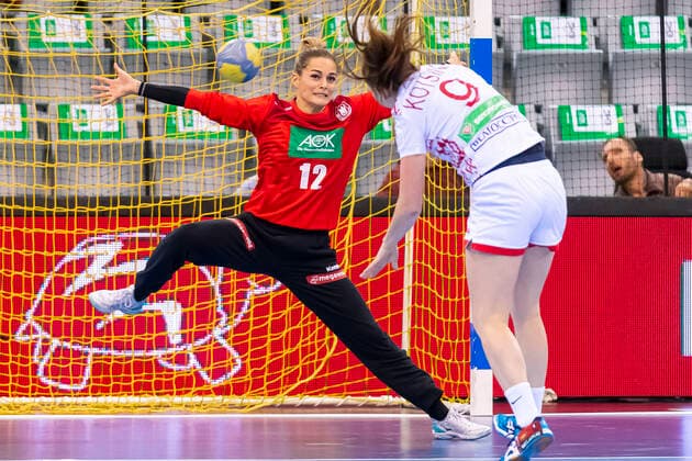 Coburg, Germany 25 September 2019 EHF Women European Championship Qualification Germany vs Belarus Goalkeeper Dinah Eckerle Germany SG BBM Bietigheim , Nataliya Kotsina Belarus Coburg HUK Coburg Arena Bayern Germany