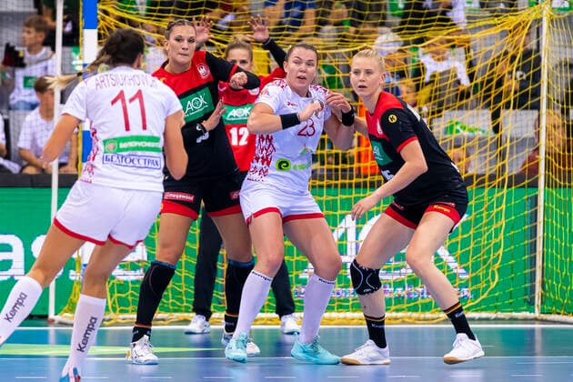 Coburg, Germany 25 September 2019 EHF Women EM Qualification Germany vs Belarus v li Liliya Artsiukhovich Belarus , Julia Behnke Germany Rostov Don , Viktoryia Shamanouskaya Belarus , Kim Naidzinavicius Germany Bietigheim Coburg HUK Coburg Arena Bayern Germany