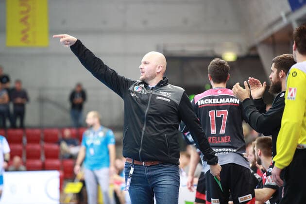 Coach Adalsteinn Eyjolfsson HC Erlangen TVB 1898 Stuttgart HC Erlangen, DHB Cup, 1 8 Final on 25 09 2019 Stuttgart Copyright: xEIBNER Benjamin_Laux EP_BLU