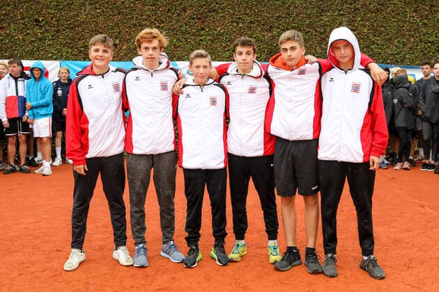 7th place young Empress Friedrich Gymnasium Bad Homburg hessen, award ceremony, youth trained for Olympic Autumn Final 2019, Tennis, Berlin, 25 09 2019,