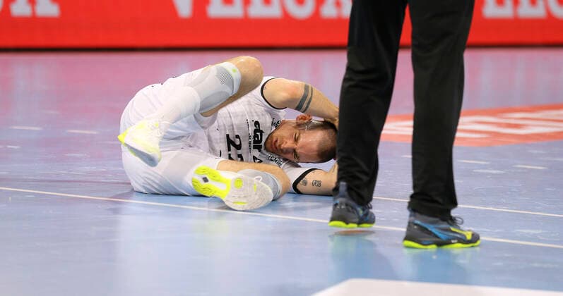 Photo Injury at Ole Rahmel Kiel Handball Men Champions League at Mi 25 09 2019 THW Kiel HC Meshkov Brest 31 23