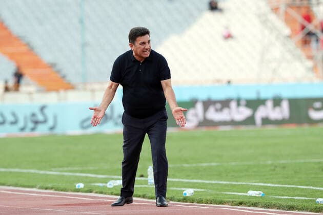Head coach Amir Ghalenoei of Sepahan looks dejected during the persian gulf pro league match between Perspolis FC and Sepahan FC at Azadi Stadium on Sep 26, 2019 in Tehran, Iran.(Photo By Amirhossein Kheirkhah) 