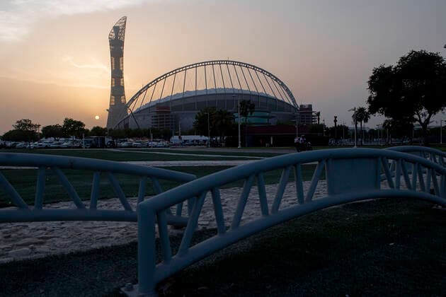 Das Khalifa International Stadion und das Torch Hotel in der Aspire Zone, Doha Sports City, Abendstimmung, am 26.09.2019 Leichtathletik Weltmeisterschaft 2019 in Doha Katar, vom 27.09. - 10.10.2019. Â *** The Khalifa International Stadium and the Torch Hotel in the Aspire Zone, Doha Sports City, evening mood, on 26 09 2019 Athletics World Championship 2019 in Doha Qatar, from 27 09 10 10 2019 Â