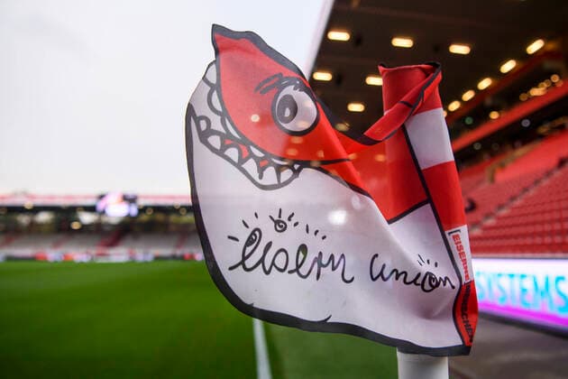 27.09.2019, xkvx, Fussball 1.Bundesliga, Union Berlin - Eintracht Frankfurt emspor, v.l. Stadionansicht Ansicht Arena Stadion Innenraum Innen Innenansicht Rasen Tribuene (DFL DFB REGULATIONS PROHIBIT ANY USE OF PHOTOGRAPHS as IMAGE SEQUENCES and or QUASI-VIDEO) Berlin *** 27 09 2019, xkvx, Football 1 Bundesliga, Union Berlin Eintracht Frankfurt emspor, v l Stadium view Arena Stadium Interior Interior Lawn Tribuene DFL DFB REGULATIONS PROHIBIT ANY USE OF PHOTOGRAPHS as IMAGE SEQUENCES and or QUASI VIDEO Berlin
