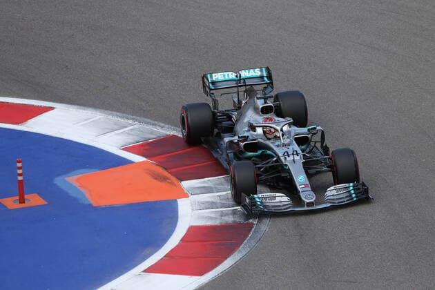 Photo4 LaPresse 28 09 2019 Sochi, Russia Grand Prix Formula One Russia 2019 In the pic: Free practice 3, Lewis Hamilton (GBR) Mercedes AMG F1 W10 EQ Power  Copyright: xPhoto4 LaPressex