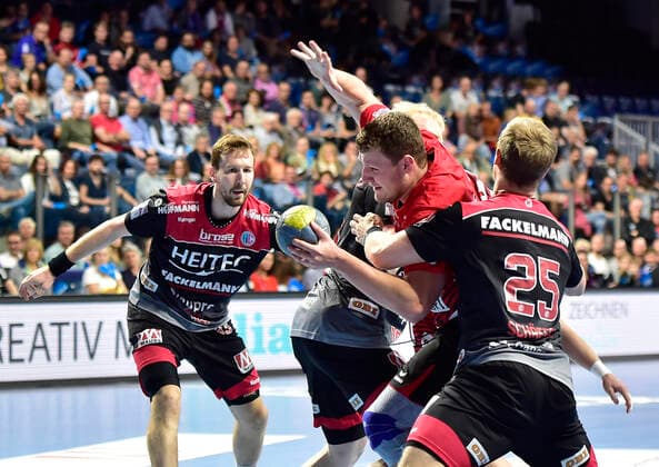 29 09 2019 Handball 1 Bundesliga DKB HBL Season 2019 2020 07 Matchday HC Erlangen Metropolitan Region Nuremberg HCE HSG Nordhorn Lingen OGo Dominik Kalafut 96, HSG Nordhorn Lingen Jan Schäffer 25, HC Erlangen HCE