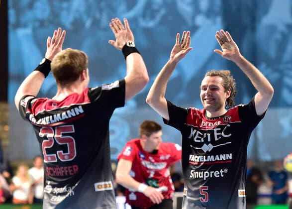 29 09 2019 Handball 1 Bundesliga DKB HBL Season 2019 2020 07 Matchday HC Erlangen Metropolregion Nürnberg HCE HSG Nordhorn Lingen OGo Jan Schäffer 25, HC Erlangen HCE Johannes Sellin 5, HC Erlangen HCE Jubel Freude