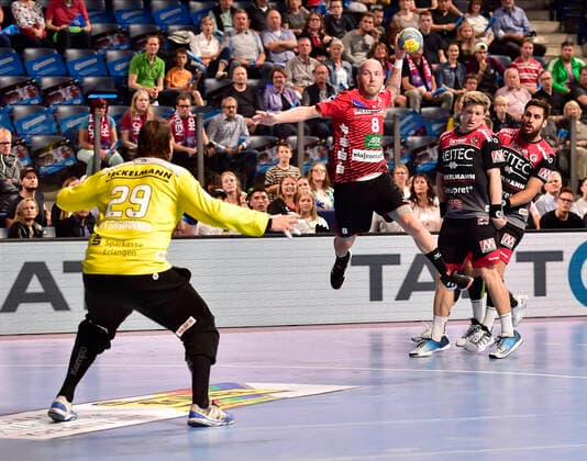 29 09 2019 Handball 1 Bundesliga DKB HBL Season 2019 2020 07 Matchday HC Erlangen Metropolregion Nürnberg HCE HSG Nordhorn Lingen OGo Nikolas Katsigiannis 29, HC Erlangen HCE Robert Weber 8, HSG Nordhorn Lingen