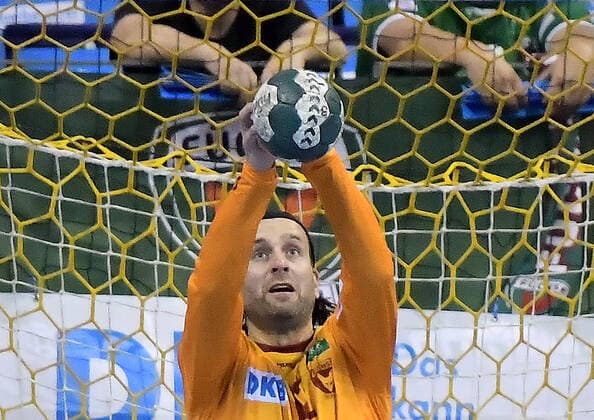 29 09 2019, xlakx, Handball Bundesliga, Fuechse Berlin Owls Ludwigshafen emspor, v l Silvio Heinevetter Fuechse Berlin 12 Berlin
