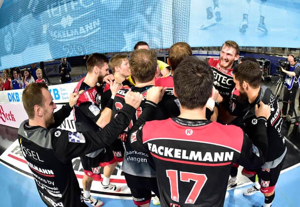 29 09 2019 Handball 1 Bundesliga DKB HBL Season 2019 2020 07 Matchday HC Erlangen Metropolregion Nürnberg HCE HSG Nordhorn Lingen OGo Team Team Jubilation Jubel Jubel nach Spielende