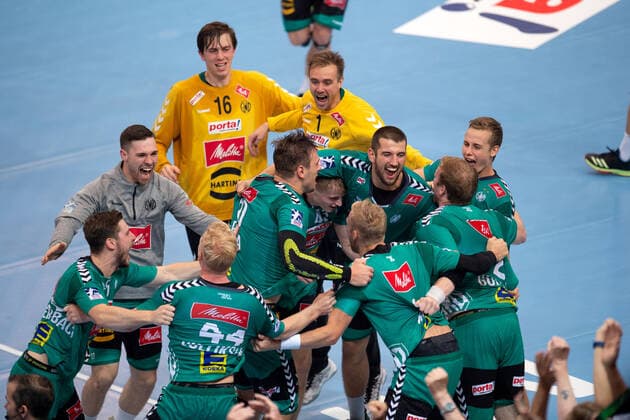 Minden, Germany 29 09 2019 1 Handball Bundesliga 2019 2020 GWD Minden vs. TBV Lemgo Lippe Final cheers Minden Minden North Rhine-Westphalia Germany Kampa Halle