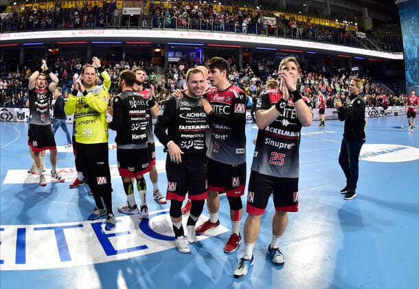 29 09 2019 Handball 1 Bundesliga DKB HBL Season 2019 2020 07 Matchday HC Erlangen Metropolregion Nürnberg HCE HSG Nordhorn Lingen OGo Team Team Jubilation Jubel Jubel nach Spielende