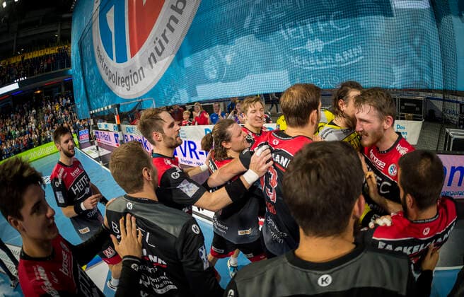 29 09 2019 Handball 1 Bundesliga DKB HBL Season 2019 2020 07 Matchday HC Erlangen Metropolregion Nürnberg HCE HSG Nordhorn Lingen OGo Team Team Jubilation Jubel Jubel nach Spielende