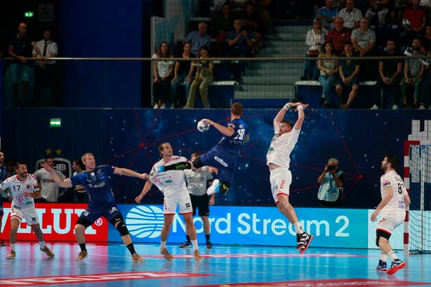 match de ehf Champions League (ehfcl) entre le Montpellier Handball (mhb) et le Telekom Veszprem. PORTE Valentin Right Back HANDBALL : Montpellier Handball Vs Telekom Veszprem - Champions League - 29 09 2019 GuillaumeBRESSON Panoramic 