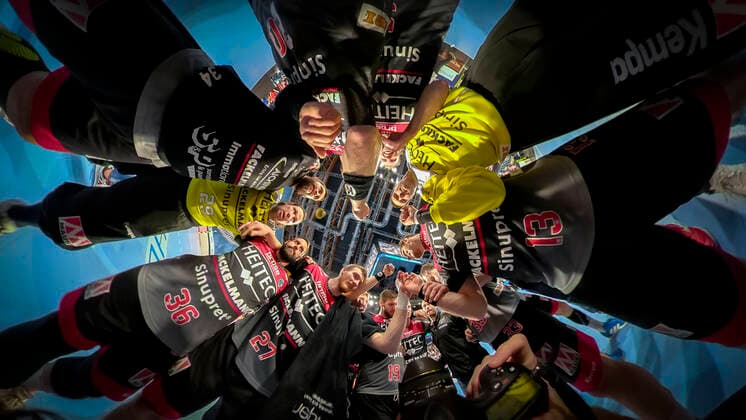 29 09 2019 Handball 1 Bundesliga DKB HBL Season 2019 2020 07 Matchday HC Erlangen Metropolregion Nürnberg HCE HSG Nordhorn Lingen OGo Symbol picture Symbol photo Feature Impression Team Team after end of game