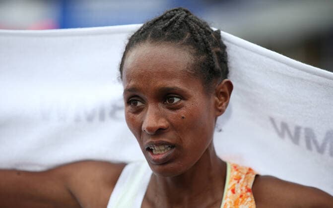 Ashete Bekere ETH wins BMW Berlin Marathon 2019 on Straße des 17 Juni in Berlin on 29 09 19 BMW Berlin Marathon 2019