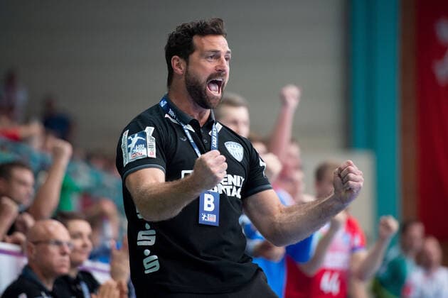 Minden, Germany 29 09 2019 1 Handball Bundesliga 2019 2020 GWD Minden vs. TBV Lemgo Lippe Florian Kehrmann Trainer Lemgo Minden North Rhine Westphalia Germany Kampa Halle