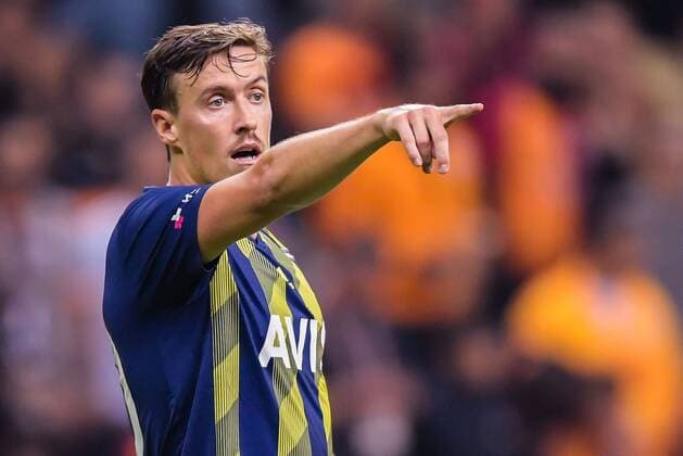 Maximilian Kruse of Fenerbahce SK during the Turkish Spor Toto Super Lig match between Galatasaray SK and Fenerbahce AS at the Turk Telekom Arena on September 28, 2019 in Istanbul, Turkey Turkish Spor Toto Super Lig 2019 2020 xVIxVIxImagesx xGerritxvanxKeulenxIVx 202854365