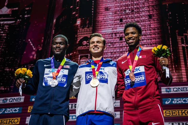 191001 Karsten Warholm of Norway celebrates with his gold medal at the medal ceremony after the men s 400m hurdles final during day 5 of the IAAF World Athletics Championships on October 1, 2019 in Doha Photo Vegard Wivestad Grott BILDBYRAN kod VG 170404 bbeng athletics track field friidrott friidrett iaaf world athletics championships athletics world championship vm friidrotts vm friidretts vm häck jubel norge,  Copyright: VEGARDxWIVESTADxGRoTT BB191001VG039