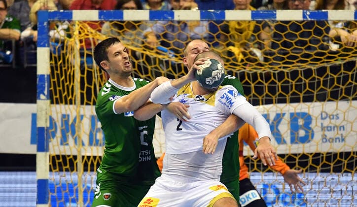 Zeljko Musa Magdeburg , with ball, back Paul Drux Foxes Marko Kopljar Foxes , Foxes Berlin SC Magdeburg DHB Cup, Round of 16 2019 2020, Men, Men, Handball, Germany, Germany, Max Schmeling Halle Berlin, 1 10 2019