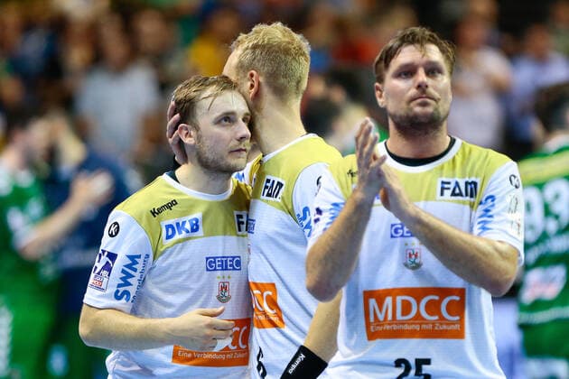 01 10 2019, xtgx, Handball DHB Cup, Fuechse Berlin SC Magdeburg emspor, v l Albin Lagergren Magdeburg, 23 is tested by Matthias Musche Magdeburg, 6 is tested Berlin
