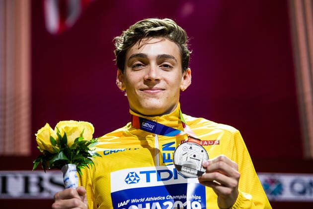 191002 Armand Duplantis of Sweden poses with his silver medal at the medal ceremony for the mens pole vault during day 6 of the IAAF World Athletics Championships on October 2, 2019 in Doha Photo Joel Marklund BILDBYRAN code JM 88038 BBENG athletics track field athletics athletics IAAF World Athletics Championships Athletics World Championship World Championships Athletics World Cup Athletics World Cup Medal Ceremony award Sweden Sweden Sweden World Cup silver cheering pole vault pole pole vault pole vault,  Copyright: JOELxMARKLUND BB191002JM043