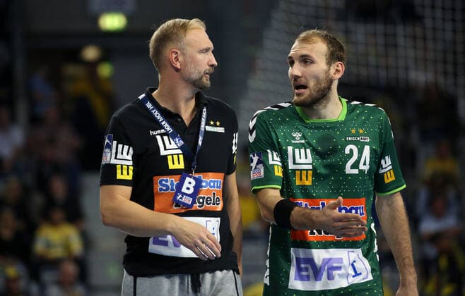 Handball, DHB Cup Rhein Neckar Löwen FrischAuf Göppingen, round of 16 on 02 10 2019, season 2019 20, ZmdZ, göppingen, cup, loewen, coach Hartmut Mayerhoffer FrischAuf Goeppingen , Marcel Schiller 24, Goeppingen , Rhein Neckar Löwen FrischAuf Goeppingen