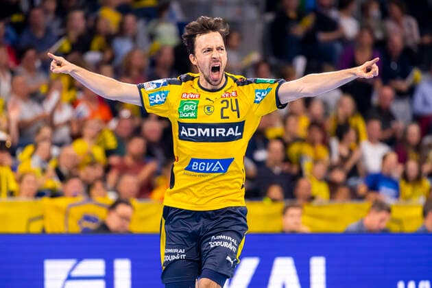Mannheim, Germany 02 October 2019 DHB Cup Round of 16 Rhine-Neckar Lions vs Frisch Auf Göppingen Patrick Groetzki Loewen Jubel Freude Freude Emotion Torjubel Torschuetze Torschütze Mannheim SAP Arena Baden Württemberg Germany
